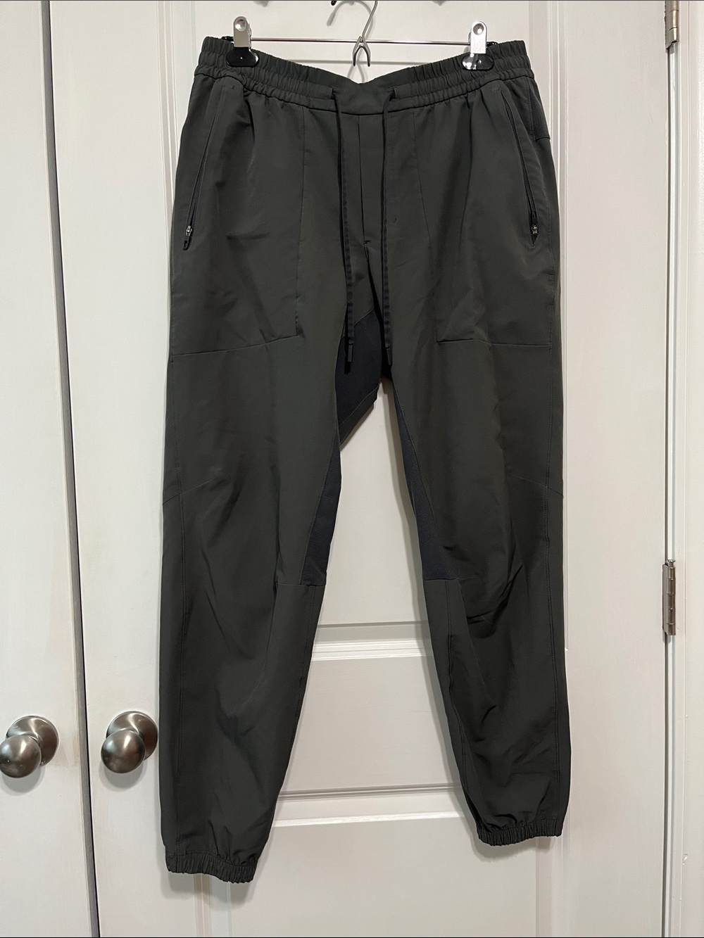Lululemon License to Train Jogger Sz Large